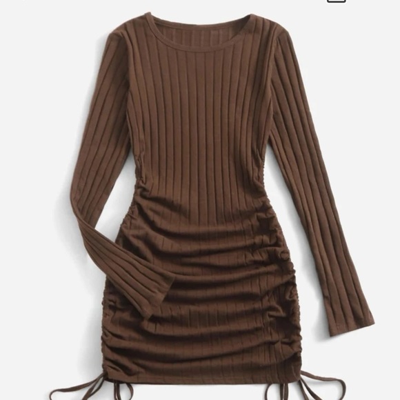 Dresses & Skirts - New drawstring dress